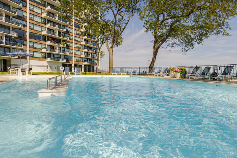 1630-sheridan-grounds-07