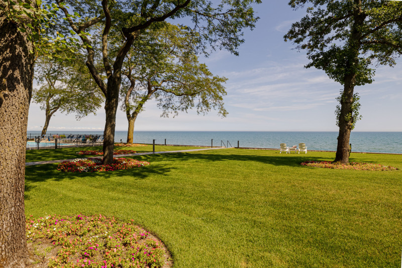 1630-sheridan-grounds-15