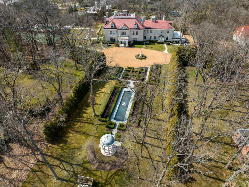 301-500NGREENBAYLAKEFORESTSHOWCASE