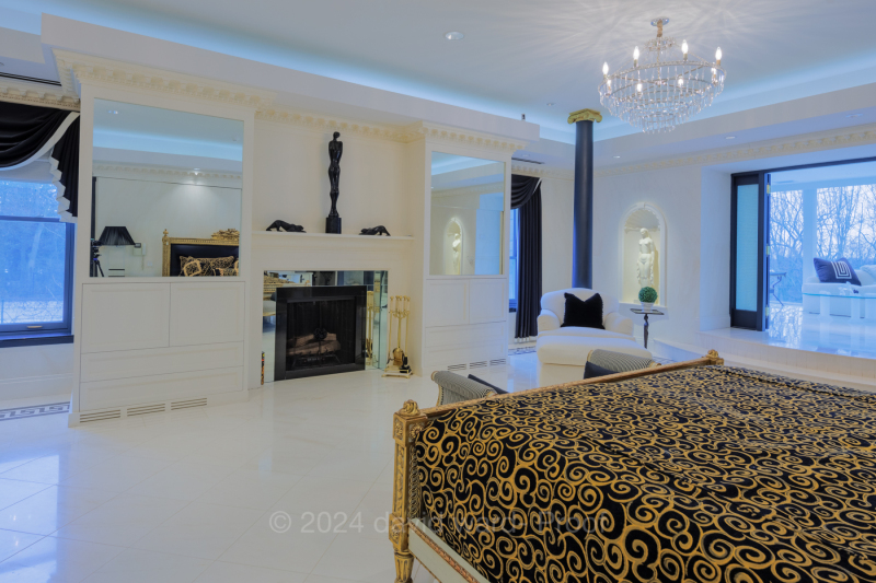 242-500NGREENBAYLAKEFORESTSHOWCASE